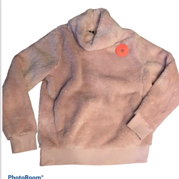 New Fuzzy Sweater - Picture 1 of 6